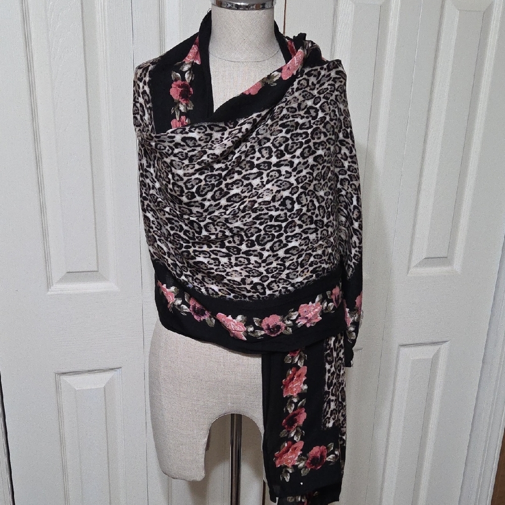 White House Black Market Black Floral Leopard Print Wrap Scarf